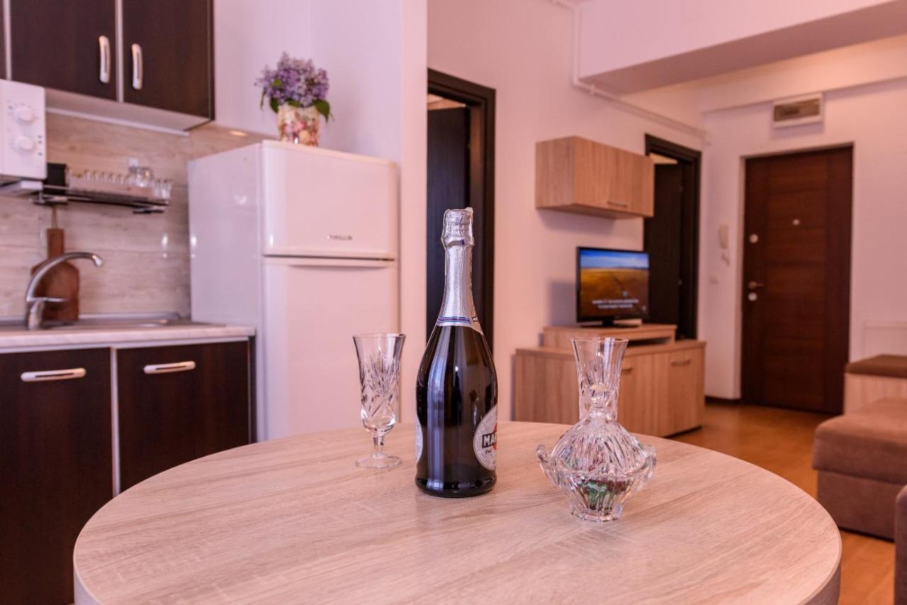 Appartamento Theo Summerland Seaview Mamaia Esterno foto