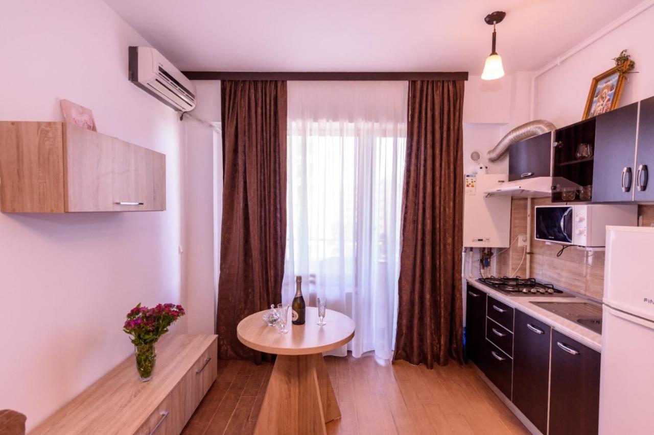 Appartamento Theo Summerland Seaview Mamaia Esterno foto