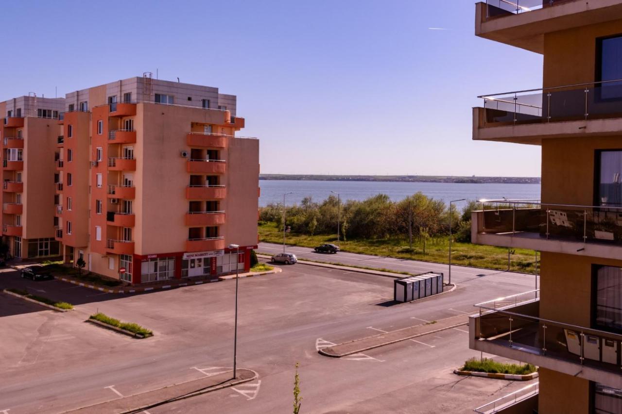Appartamento Theo Summerland Seaview Mamaia Esterno foto