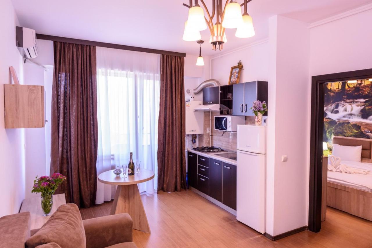 Appartamento Theo Summerland Seaview Mamaia Esterno foto
