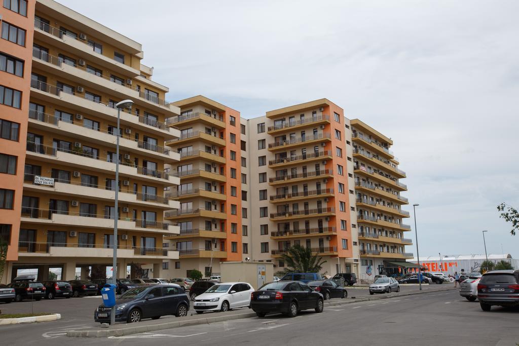 Appartamento Theo Summerland Seaview Mamaia Esterno foto