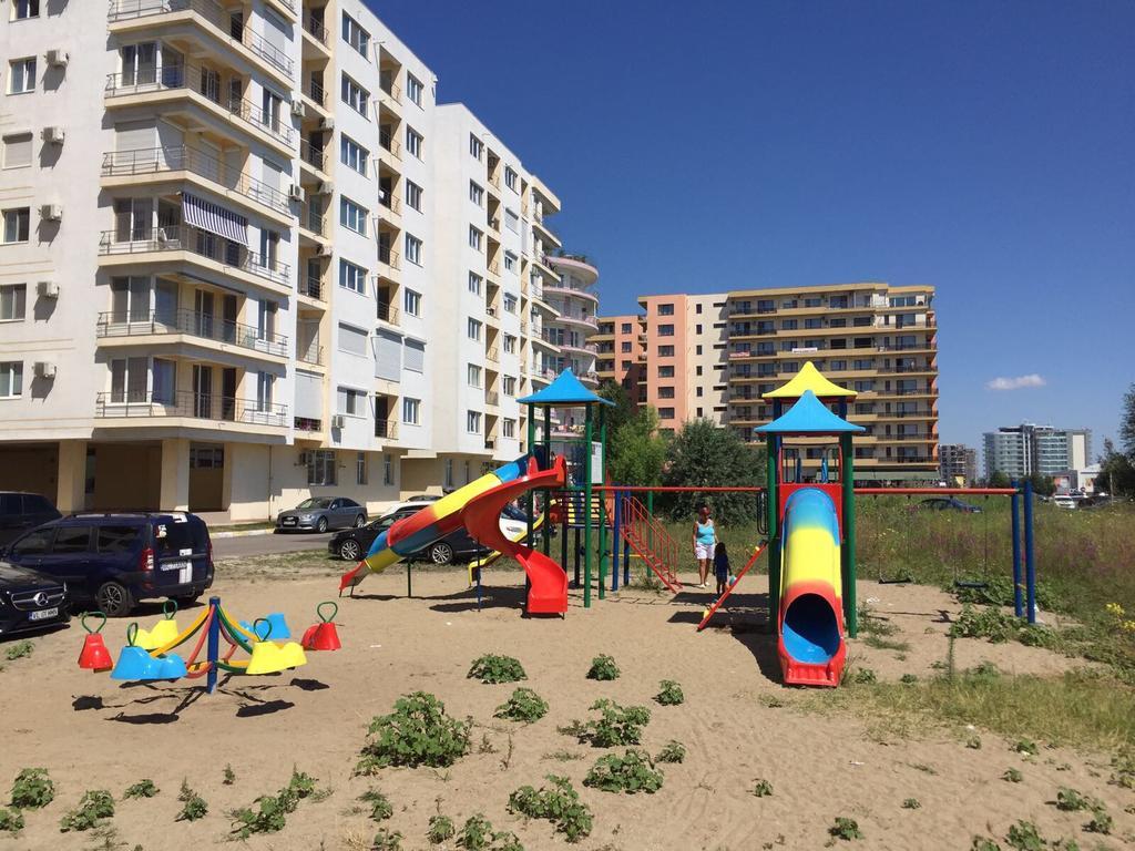 Appartamento Theo Summerland Seaview Mamaia Esterno foto